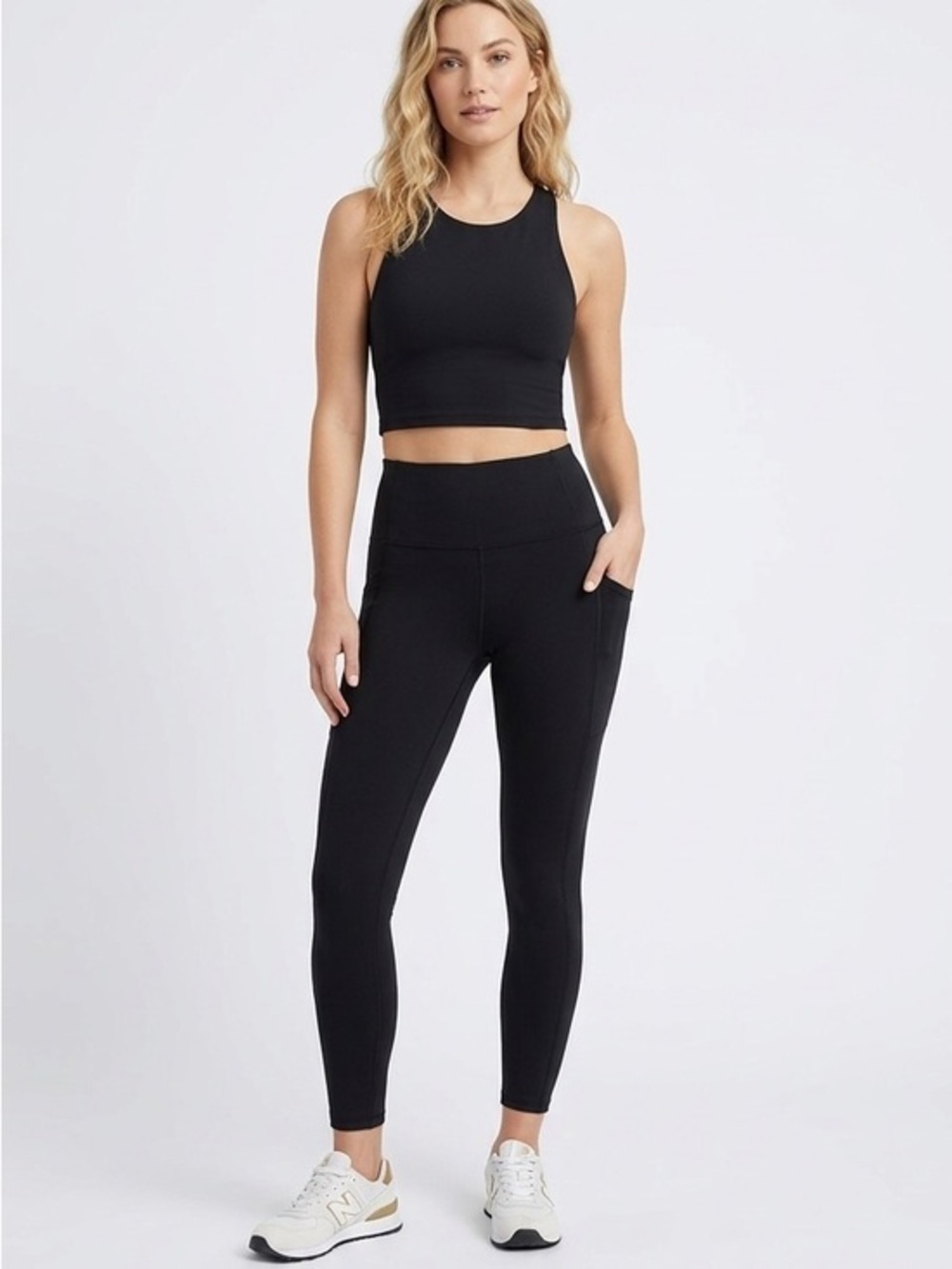 Aerie Black High-Waist 7/8 Leggings With Side Pockets Size Medium